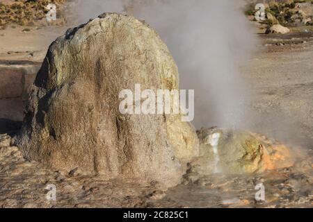 El Tatio Geysir Feldlandschaften, Atacama, Chile Stockfoto