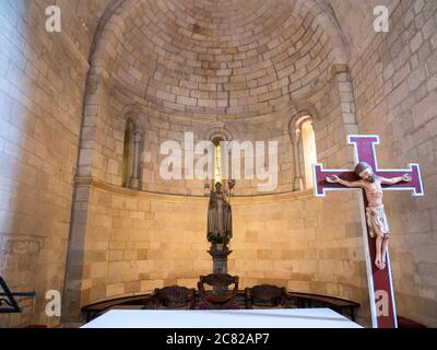 Ábside de la Basílica románica de San Prudencio de Armentia. Vitoria. Álava. País Vasco. España Stockfoto