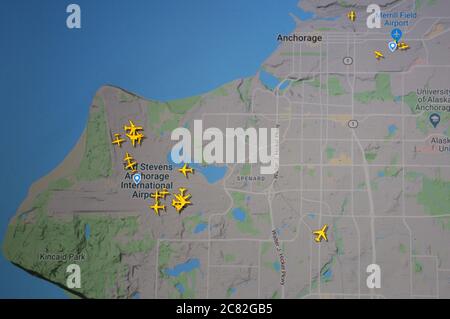 Flugverkehr auf dem internationalen Flughafen Anchorage (20. juli 2020, UTC 21.45) im Internet mit Flightradar 24-Standort, während der Coronavirus-Pandemie Stockfoto