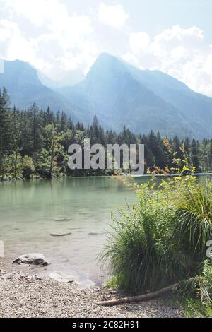 Berglandschaft am Hintersee, bayern Stockfoto