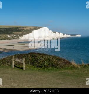 Die Seven Sisters Cliffs, von Seaford Head über den River Cuckmere. South Downs, East Sussex, Großbritannien Stockfoto