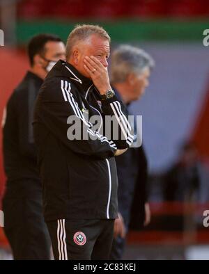 Sheffield Juli 2020. Der Manager von Sheffield United, Chris Wilder (Front), wird am 20. Juli 2020 beim Spiel der englischen Premier League zwischen Sheffield United und Everton FC in Sheffield, Großbritannien, gesehen. Quelle: Xinhua/Alamy Live News Stockfoto