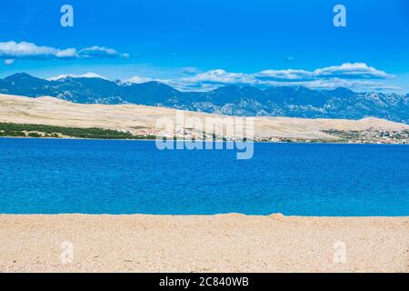 Kroatien, schöner Sandstrand Zrce auf der Insel Pag Stockfoto