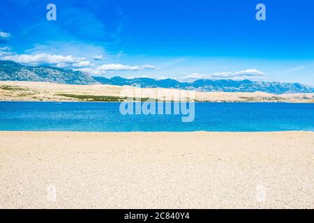 Kroatien, schöner Sandstrand Zrce auf der Insel Pag Stockfoto