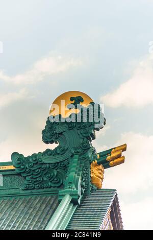 Pleiku, Vietnam - 11. Juli 2020: Buddha-Statuen, architektonische Details der Minh Thanh Pagode, eine majestätische buddhistische architektonische Struktur in Pleiku Stadt Stockfoto