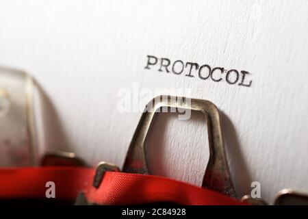 Protokollwort mit Schreibmaschine geschrieben. Stockfoto