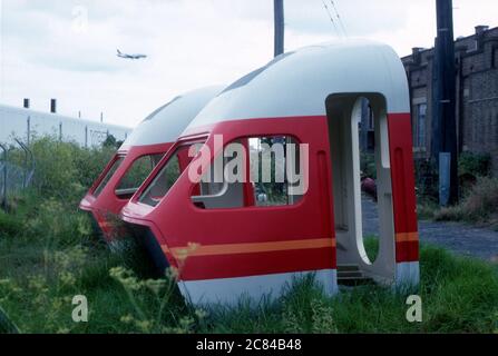 Ersatz XPT-Zugkabinen im Sydenham XPT Depot, Sydney, New South Wales, Australien. Februar 1988. Stockfoto