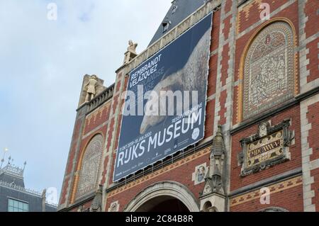 Plakatwand Rembrandt & Velazquez Ausstellung Im Rijksmuseum Amsterdam Niederlande 10-10-2019 Stockfoto