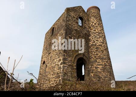 Die Ruinen des Maschinenhauses der Giew Mine auf Trink Hill, Towednack, Cornwall, Großbritannien Stockfoto