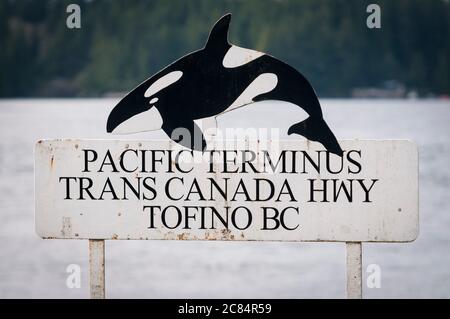 Pacific Terminus des Trans-Canada Highway, Tofino, Vancouver Island, British Columbia, Kanada. Stockfoto