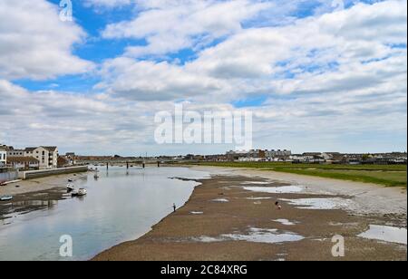 Der Fluss Adur bei Shoreham-by-Sea bei Brighton UK Stockfoto