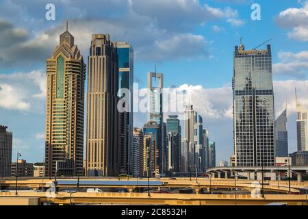 Dubai Innenstadt in einem Sommertag, Vereinigte Arabische Emirate Stockfoto