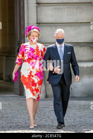 Brüssel, Belgien. Juli 2020. König Filip und Königin Mathilde von Belgien am Paleizenplein in Brussel, am 21. Juli 2020, um an der feierlichen Feier anlässlich des Nationaltages von Belgien teilzunehmen.Quelle: Albert Nieboer/ Netherlands OUT/Point de Vue OUT  /dpa/Alamy Live News Stockfoto
