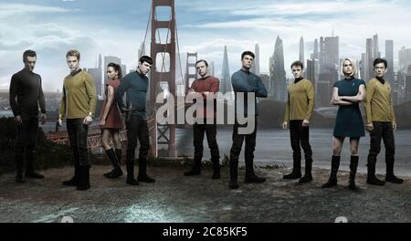 Star Trek into Darkness Jahr : 2013 USA Regie : J.J. Abrams Benedict Cumberbatch, Chris Pine, Zoe Saldana, Zachary Pinto, Simon Pegg, Karl Urban, Anton Yelchin, Alice Eve, John Cho Stockfoto