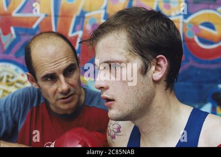 Poids léger Leichtgewicht Jahr : 2004 Frankreich / Belgien Bernard Campan, Nicholas Duvauchelle Regie : Jean-Pierre Ameris Stockfoto