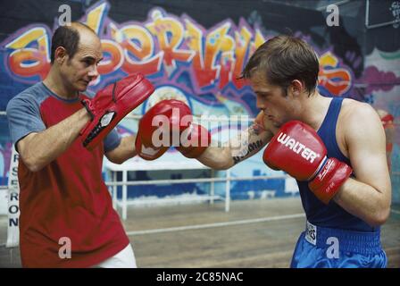 Poids léger Leichtgewicht Jahr : 2004 Frankreich / Belgien Bernard Campan, Nicholas Duvauchelle Regie : Jean-Pierre Ameris Stockfoto