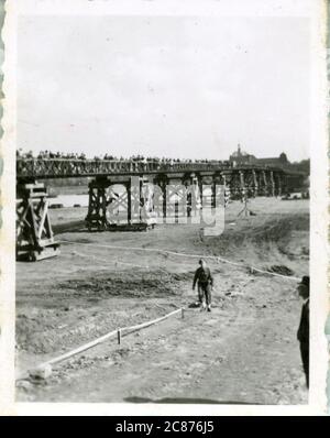 Die königlichen Ingenieure der britischen Armee waren im Bau der Freeman-Brücke, des Rheins, Düsseldorf, Nordrhein-Westfalen, Deutschland. Stockfoto