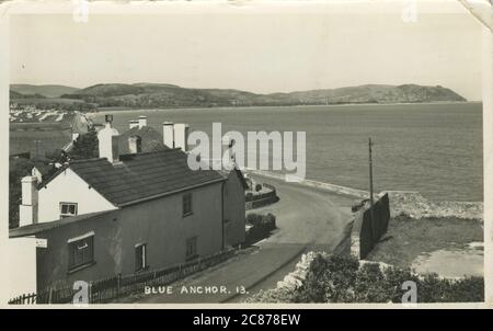 Blue Anchor Bay - (Bild gegenüber dem Blue Anchor Inn), Minehead, Somerset, England. Stockfoto