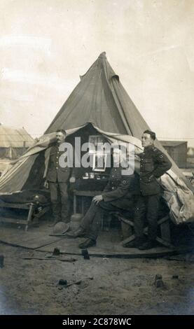 WW1 ERA – RAMC-Zelt für Personalbeschaffung Stockfoto