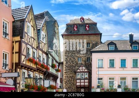 Fachwerkhäuser am Burgplatz, Linz am Rhein, Rheinland-Pfalz, Deutschland, Europa Stockfoto