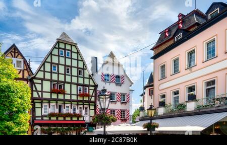 Fachwerkhäuser am Burgplatz, Linz am Rhein, Rheinland-Pfalz, Deutschland, Europa Stockfoto