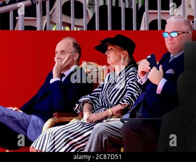Brüssel, Belgien. Juli 2020. Prinzessin Astrid, Prinz Lorenz und Prinz Laurent von Belgien am Paleizenplein in Brussel, am 21. Juli 2020, um an der feierlichen Feier anlässlich des Nationaltages von Belgien teilzunehmen.Quelle: Albert Nieboer/ Niederlande OUT/Point de Vue OUT  /dpa/Alamy Live News Stockfoto