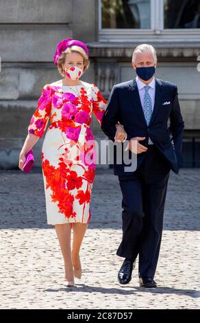 Brüssel, Belgien. Juli 2020. König Filip und Queemn Mathilde von Belgien am Paleizenplein in Brussel, am 21. Juli 2020, um an der feierlichen Feier anlässlich des Nationaltages von Belgien teilzunehmen.Quelle: Albert Nieboer/ Netherlands OUT/Point de Vue OUT  /dpa/Alamy Live News Stockfoto