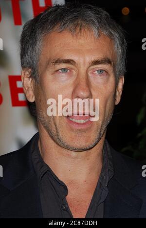 Regisseur Tony Gilroy bei der Industry Screening von 'Michael Clayton' im Director's Guild of America Theater in Los Angeles, CA. Die Veranstaltung fand am Mittwoch, 3. Oktober 2007 statt. Foto von: SBM / BildLux- Aktenzeichen # 34006-9162SBMPLX Stockfoto