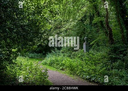 Der vernachlässigte und überwuchert Newington Cemetery, Edinburgh, Schottland, Großbritannien Stockfoto