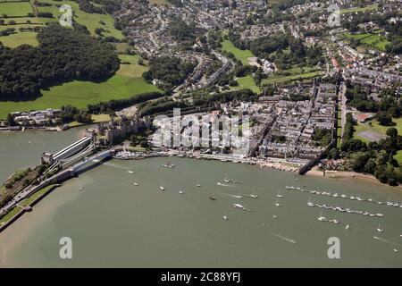 Luftaufnahme von Conwy oder Conway, North Wales Stockfoto