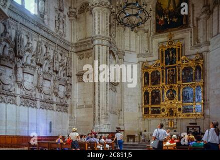 Innenraum der Kirche im Kloster San Juan de los Reyes, Toledo, Castilla-La Mancha, Spanien Stockfoto