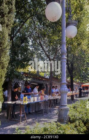 Die Second-Hand-Buchhandlungen und Buchhandlungen auf dem Hügel von Moyano, Madrid, Spanien Stockfoto