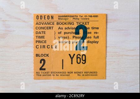 Konzertticket Stub Y69 im Kreis für ABC 1982 im Hammersmith Odeon, London, UK Stockfoto