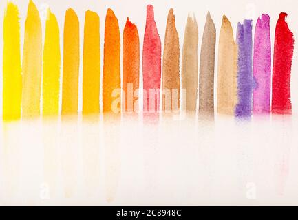 Trainingszeichnung auf Test für Feuchtigkeitsaufnahme aus verschiedenen Farben mit Papier Hand gemalt von Aquarellfarben auf weißem Strukturpapier Stockfoto