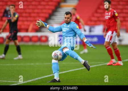 NOTTINGHAM, GROSSBRITANNIEN. 22. JULI 2020 - Jordan Smith (12) von Nottingham Forest während des Sky Bet Championship Matches zwischen Nottingham Forest und Stoke City am City Ground, Nottingham. (Kredit: Jon Hobley - MI News) Kredit: MI Nachrichten & Sport /Alamy Live Nachrichten Stockfoto