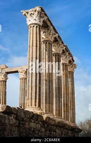 Der römische Tempel von Diana in Evora, Hauptbeispiel der römischen und lusitanischen Architektur in der Region Alentejo, Portugal Stockfoto