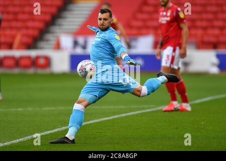 NOTTINGHAM, GROSSBRITANNIEN. 22. JULI 2020 - Jordan Smith (12) von Nottingham Forest während des Sky Bet Championship Matches zwischen Nottingham Forest und Stoke City am City Ground, Nottingham. (Kredit: Jon Hobley - MI News) Kredit: MI Nachrichten & Sport /Alamy Live Nachrichten Stockfoto