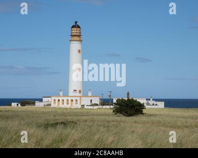 Barns Ness Lighthouse an der Ostküste Schottlands liegt 3 Meilen von Dunbar entfernt und wurde von den Stevenson Brüdern zwischen 1899 und 1901 gebaut Stockfoto