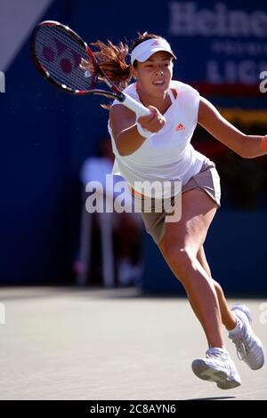 Ana Ivanovic in der zweiten Runde Verlust an Julie Coin bei 2008 US Open Stockfoto