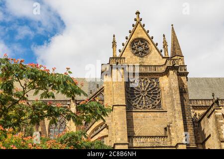 Europa, Frankreich, Haute-Vienne, Limoges. Die Kathedrale in Limoges. Stockfoto