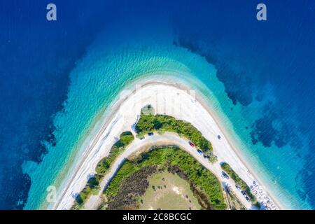 Herrlicher Strand von Agios Dimitrios, Alonnisos, Griechenland. Stockfoto