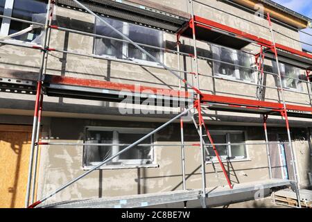 Neubau mit fertiger Grundputz Stockfoto