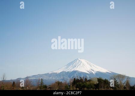 Mt. Fuji gesehen von Kawaguchi-See Stockfoto