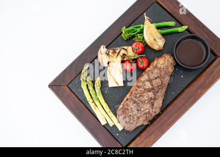 Luxus Essen Gourmet Kalbfleisch Medaillons. Luxus Restaurant Lifestyle teure Mahlzeit Rezept Servieren Konzept Stockfoto