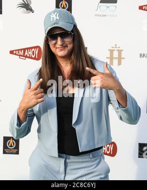 London, Großbritannien. Juli 2020. Honey G nimmt an der Weltpremiere des 'Break' Drive-in im Brent Cross Shopping Centre in London Teil. Kredit: SOPA Images Limited/Alamy Live Nachrichten Stockfoto