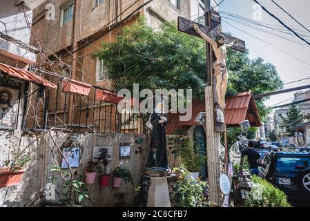 Kreuz in Sin el Fil Vorort östlich von Beirut in Matn Bezirk des Mount Libanon Governorate, Libanon Stockfoto