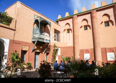 Außenansicht des Museums von Marrakesch, Marokko Stockfoto