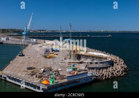 Tallinn, Harju County, Estland, 20. Juli 2020 Panorama der Stadt und des Hafens. Hochwertige Fotos Stockfoto