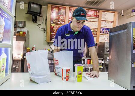 Cocoa Beach Florida, Wendy's, Restaurant Restaurants Essen Essen Essen Essen Essen gehen Cafe Cafés Bistro, Essen, Essen gehen, essen gehen, Service, Fast Food, Franchise, Take Away, BU Stockfoto