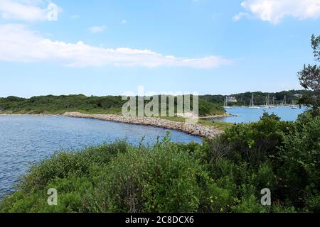 Der Knob Aussichtspunkt an der Quissett Harbour Road, Woods Hole in der Falmouth Gegend von Cape Cod. Landschaftlich schöner Wanderweg mit Stränden, Waldgebiet und Wildtieren. Stockfoto